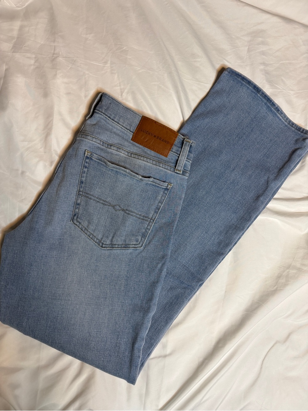 Lucky Brand Women’s Boot Cut Jeans in Light Blue